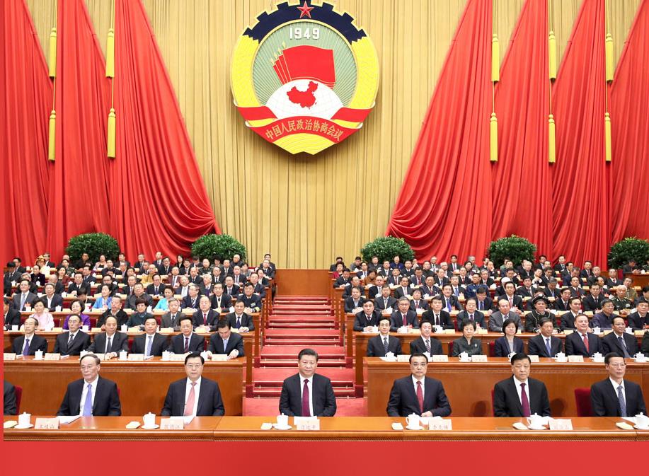習(xí)近平、李克強(qiáng)、張德江、劉云山、王岐山、張高麗在主席臺就座