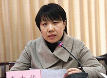 李東華：兒童文學(xué)的新變近年來(lái)的兒童文學(xué)創(chuàng)作對(duì)兒童文學(xué)精神的理解提升到了更高的海拔上，推動(dòng)了兒童文學(xué)創(chuàng)作在多個(gè)維度上獲得新的生長(zhǎng)空間。[詳細(xì)]
