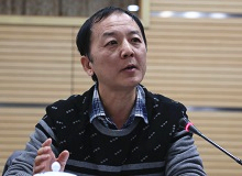 唐小林：批評(píng)家要提高自身學(xué)養(yǎng) 堅(jiān)持自身理想針對(duì)文學(xué)批評(píng)的問題，我認(rèn)為一個(gè)是評(píng)論家要加強(qiáng)自身學(xué)養(yǎng)；另外還要勇于批評(píng)。[詳細(xì)]