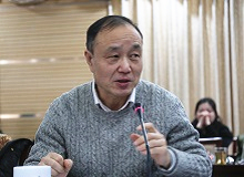 陳歆耕：如何面對(duì)三只不同的蘋果這套叢書的推出是強(qiáng)化“銳批評(píng)”的起點(diǎn)，相對(duì)于偌大的中國文壇，還是勢(shì)單力薄。[詳細(xì)]