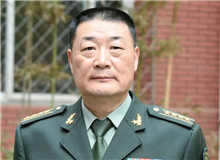 【徐貴祥】	傅逸塵丨《英雄傳奇的“現(xiàn)代性”重構(gòu)》；	宋　嵩丨《斜月沉沉藏海霧 碣石瀟湘無限路》。
