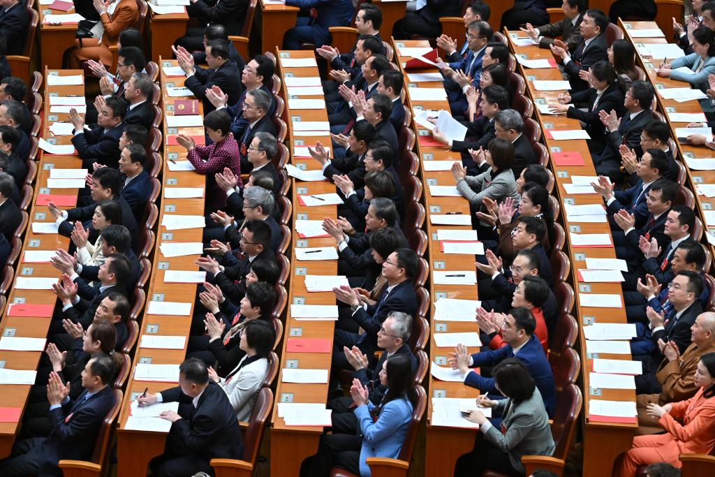 3月11日，第十四屆全國人民代表大會(huì)第二次會(huì)議在北京人民大會(huì)堂舉行閉幕會(huì)。新華社記者 李鑫 攝