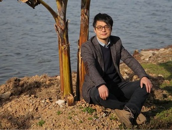 短長書 | 《無雨燒茶》：雨中煙火慢，小城茶事深