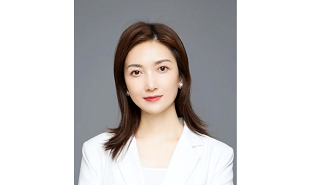 全國(guó)人大代表，讀者雜志社總編輯陳天竺