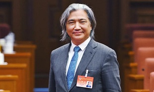 全國(guó)政協(xié)副秘書長(zhǎng)、民盟中央副主席、中國(guó)美術(shù)館館長(zhǎng)吳為山