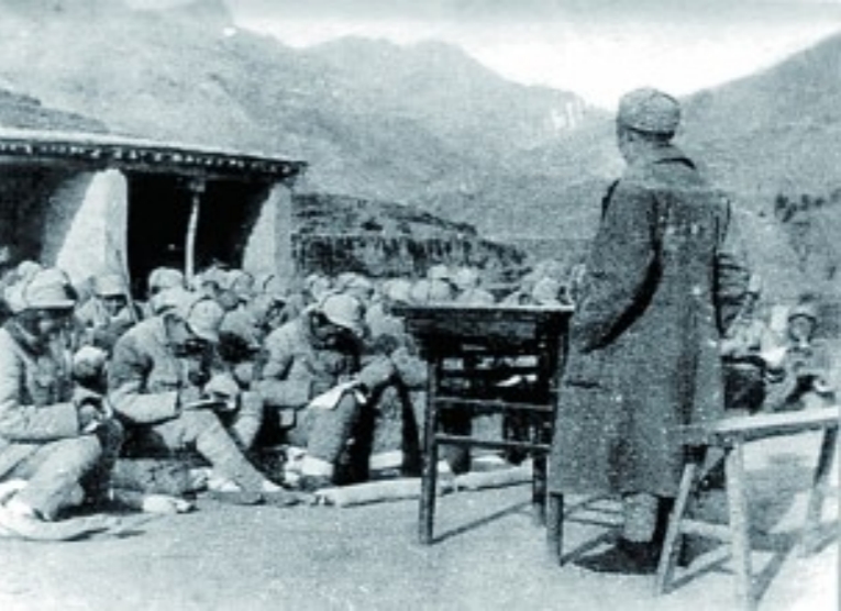 華北聯(lián)大：一邊戰(zhàn)斗，一邊學習　　1939年7月，來自延安的師生行進三千里，東進至晉察冀抗日根據(jù)地，創(chuàng)建了華北聯(lián)合大學。[詳細]