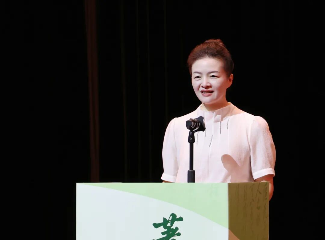 劉婕致辭