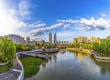 重慶南川2023年2月22日，中國(guó)作家“深入生活、扎根人民”新時(shí)代文學(xué)實(shí)踐點(diǎn)在重慶市南川區(qū)正式授牌。[詳細(xì)]