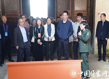 江西寧都2023年3月9日，中國(guó)作家“深入生活、扎根人民”新時(shí)代文學(xué)實(shí)踐點(diǎn)在寧都縣小布鎮(zhèn)授牌。[詳細(xì)]