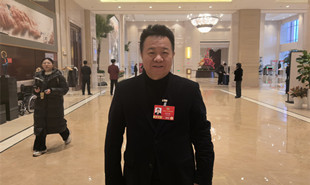 全國(guó)政協(xié)常委、中國(guó)作協(xié)副主席邱華棟