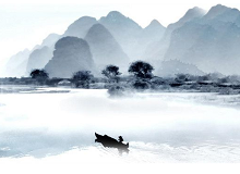 朱強(qiáng)：過(guò)故人莊孔目江流經(jīng)白梅村，身體向左一轉(zhuǎn)，綠色的田疇就像一把折扇順勢(shì)打開(kāi)了。江水劃開(kāi)的兩岸，被一座五孔拱橋連接起來(lái)。[詳細(xì)]