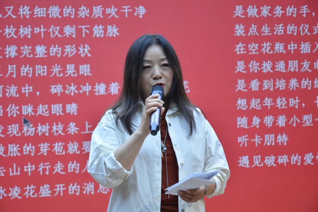 詩人張牧宇
