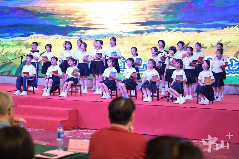 4月22日，全民閱讀活動(dòng)周啟動(dòng)儀式在紅博城舉行。（資料圖片）記者 繆曉劍 攝